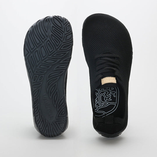 Vaistoa Iloa knitted barefoot sneakers black foot shaped wide toe box