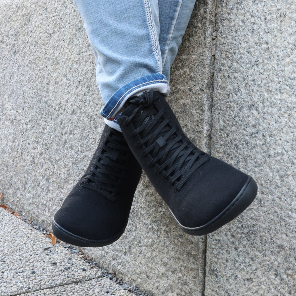 Vaistoa Tunto High Top Barefoot Felt Sneakers Black User Image