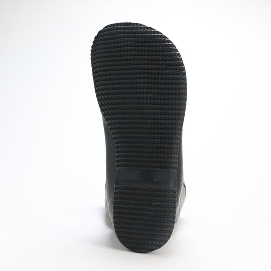 vaistoa katve barefoot shoes rubber rain boots black grippy textured sole