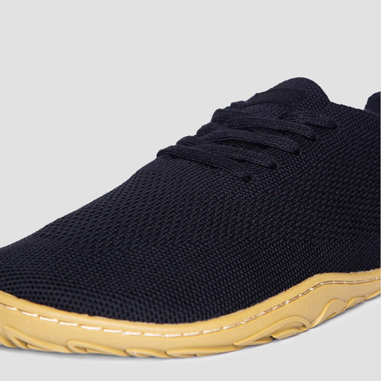 Vaistoa Iloa knitted barefoot sneakers black and brown front diagonal zoom