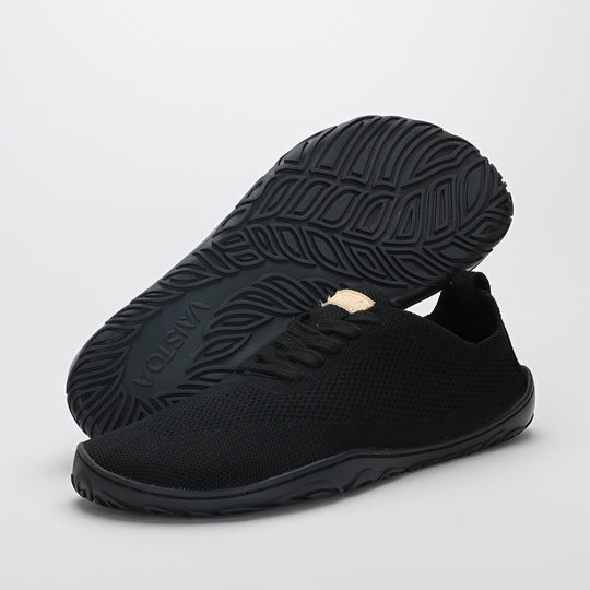 Vaistoa Iloa knitted barefoot sneakers black design from finland