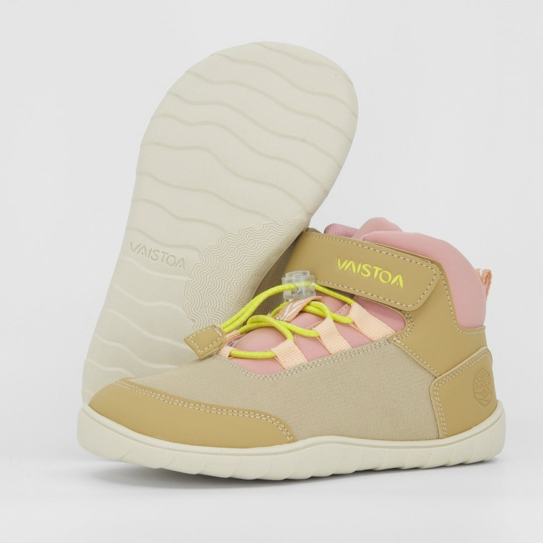 Vaistoa Kumpu Kids barefoot sneakers beige design from finland
