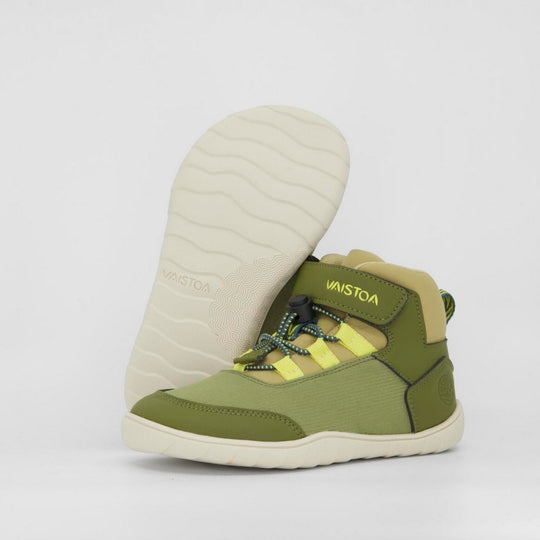 Vaistoa Kumpu Kids barefoot sneakers olive design from finland