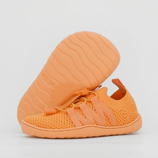 Vaistoa Riemu kids knitted barefoot slip-on shoes coral design from finland