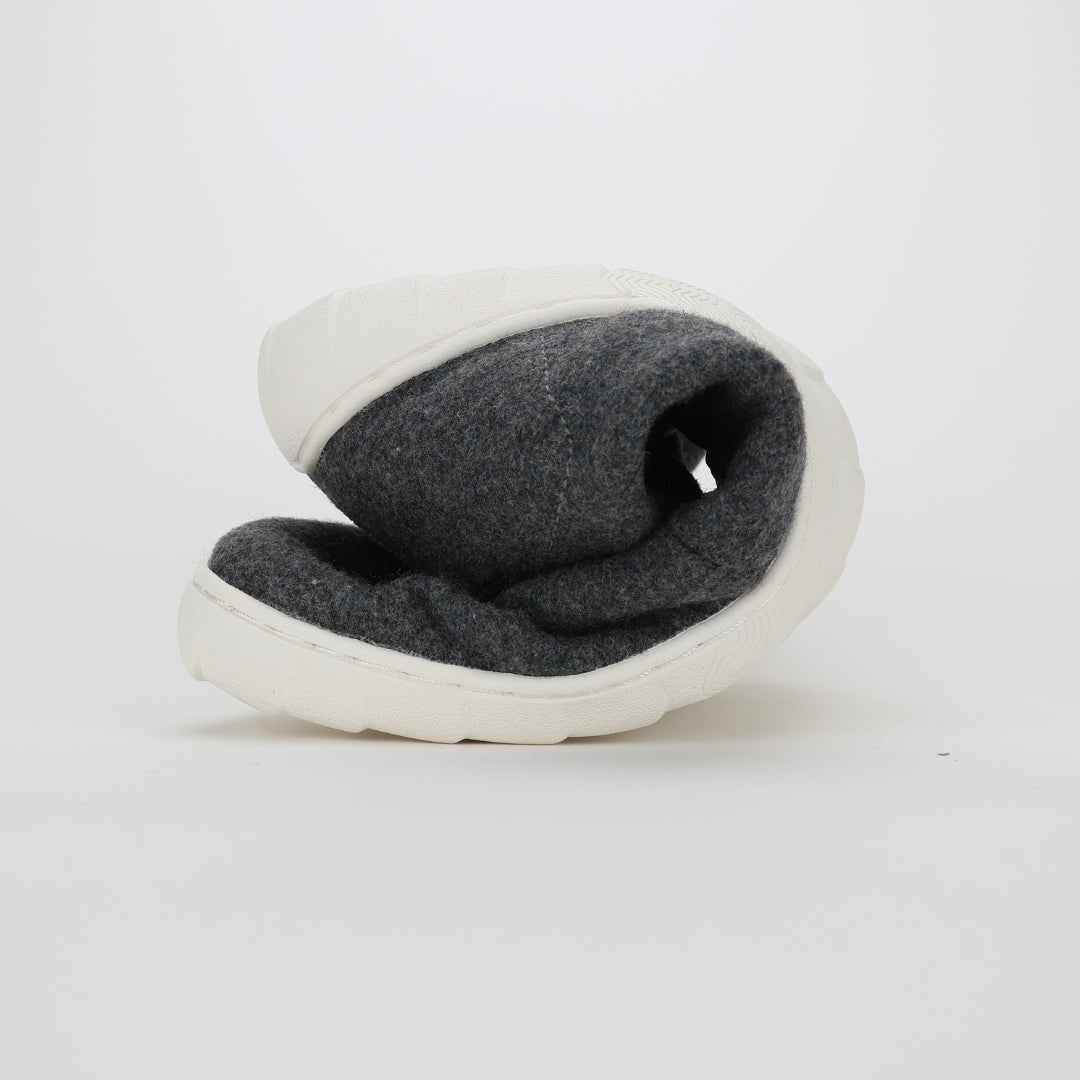 Vaistoa Tunto | Felt Barefoot Sneakers