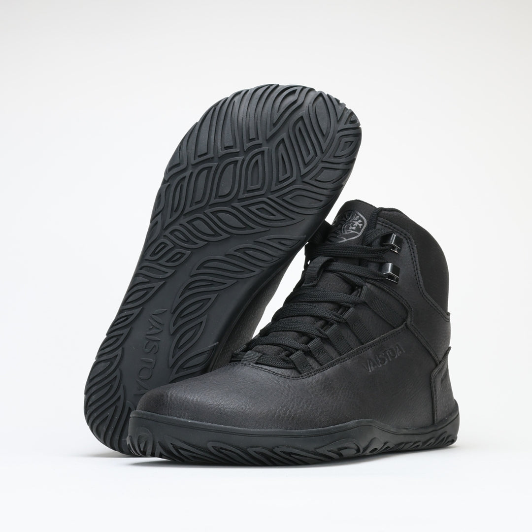 Vaistoa Uoma 2 vedenpitävät paljasjalkavaelluskengät musta design from Finland