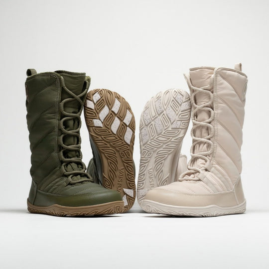 Vaistoa Hanki 3 barefoot winter snow boots, colour Olive green – studio photo: two colours side by side with soles visible.