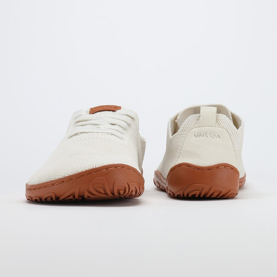vaistoa iloa barefoot shoes knitted sneakers natural white with terracotta sole front and back view