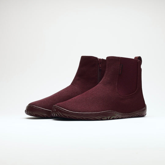 Vaistoa Kajo 2 barefoot chelsea boots – burgundy pair shown from a front angle against a light background