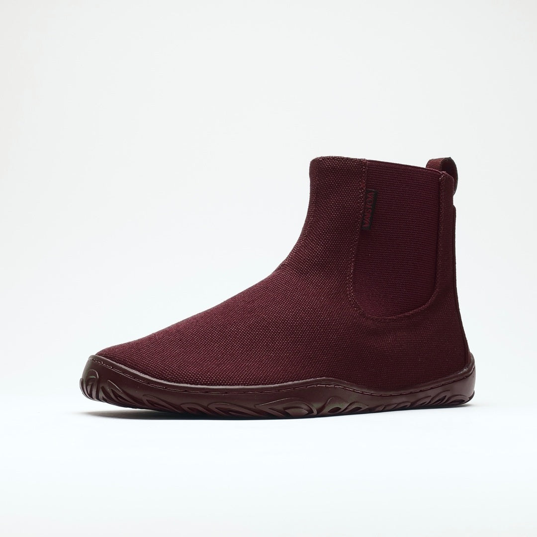 Vaistoa Kajo 2 barefoot chelsea boots – burgundy single shoe shown from a front angle against a light background