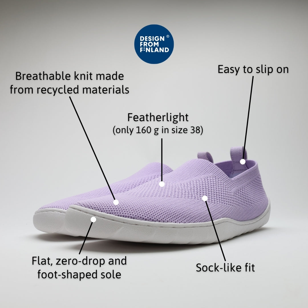 Vaistoa Lempeä 3 slip-on barefoot shoes – lavender shoes with infographic showing features including breathable knit, lightweight design, easy slip-on fit, and flat zero-drop sole