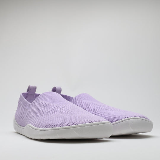 Vaistoa Lempeä 3 slip-on barefoot shoes – lavender shoes shown as a pair from a front angled view