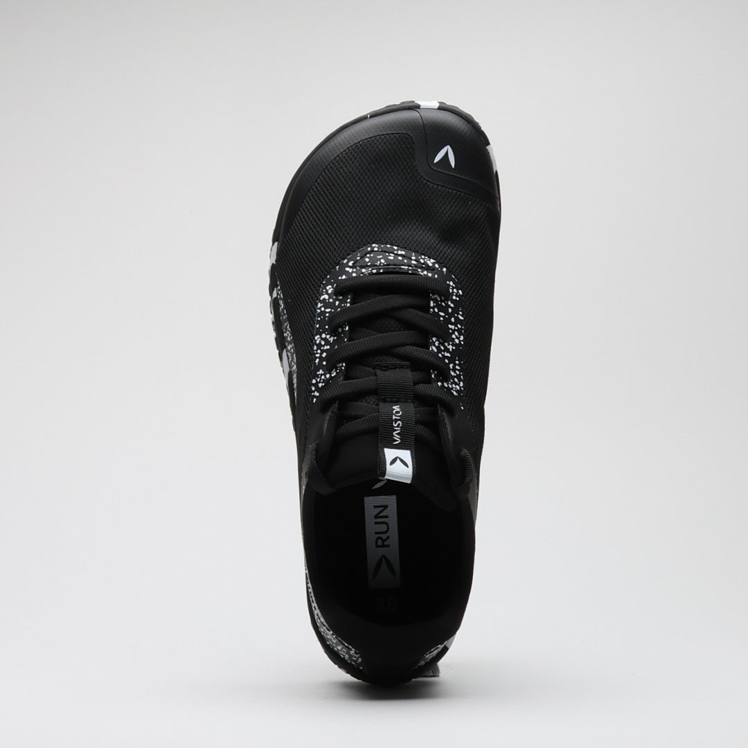 Vaistoa Lento barefoot running shoes – single shoe shown from above, highlighting the wide foot-shaped toe box