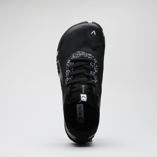Vaistoa Lento barefoot running shoes – single shoe shown from above, highlighting the wide foot-shaped toe box