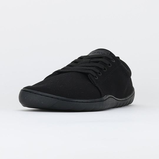 vaistoa rento 2 barefoot shoes low top canvas sneakers black front angle single shoe