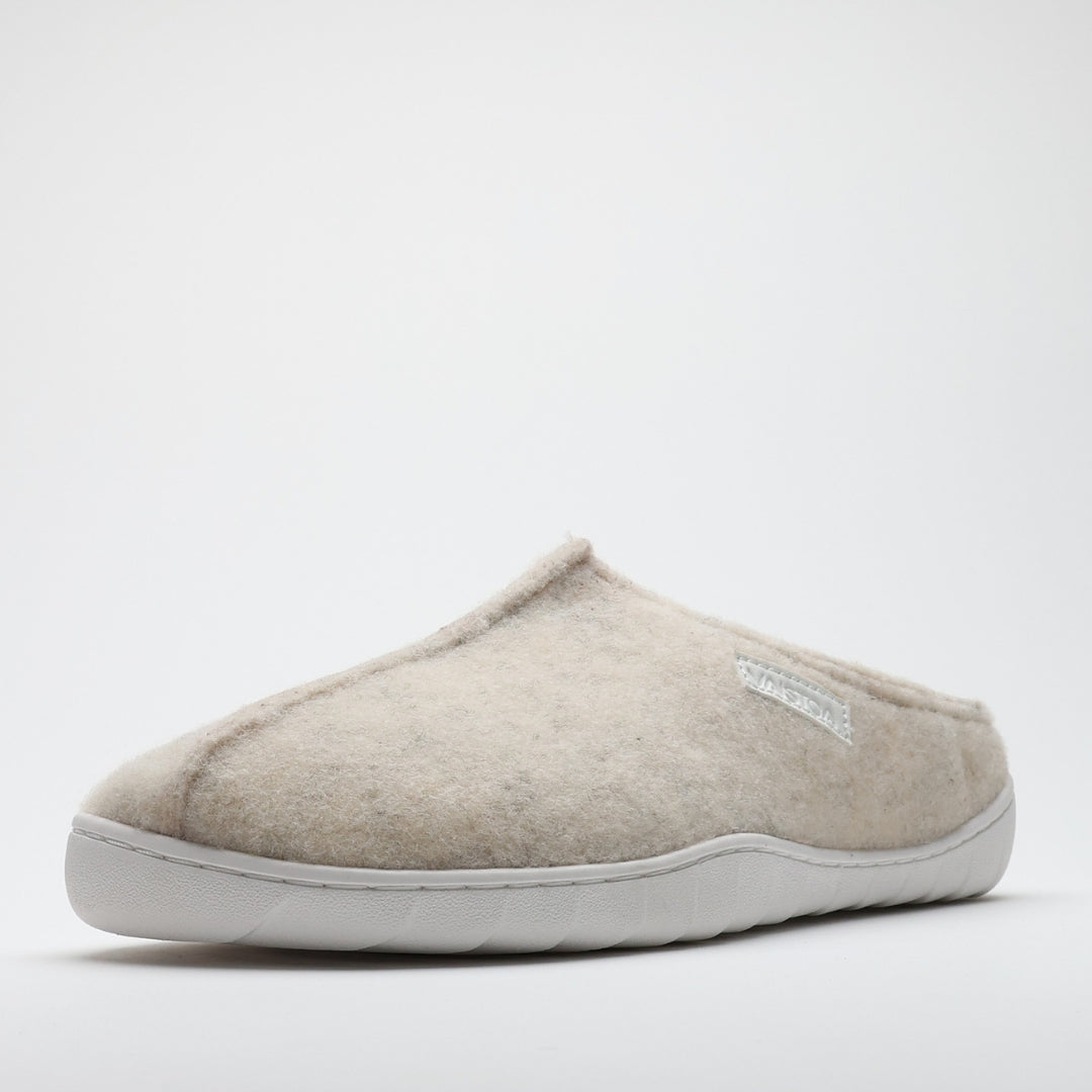 Vaistoa Toive felt barefoot slippers – vanilla grey felt slipper shown from a front angle against a light background