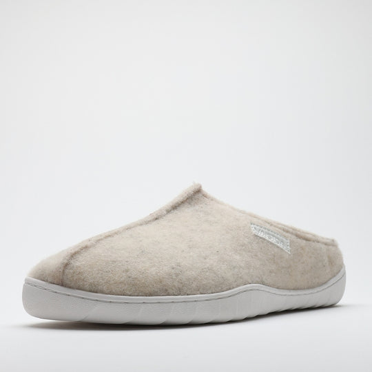 Vaistoa Toive felt barefoot slippers – vanilla grey felt slipper shown from a front angle against a light background