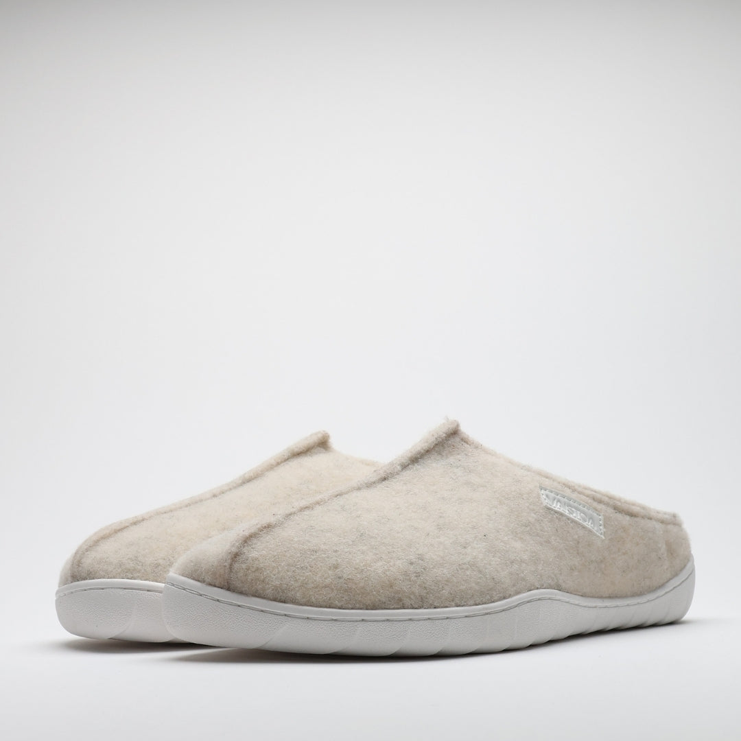 Vaistoa Toive felt barefoot slippers – vanilla grey felt slipper pair shown from a front angle against a light background
