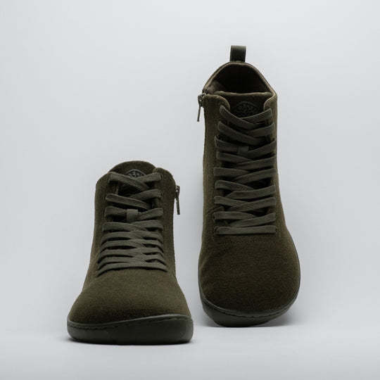 Vaistoa Tunto 2 felt barefoot sneakers – pair shown from the front angle, olive colour
