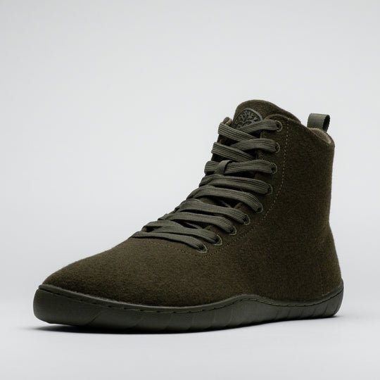 Vaistoa Tunto 2 felt barefoot sneakers – single shoe shown from the front angle, olive colour