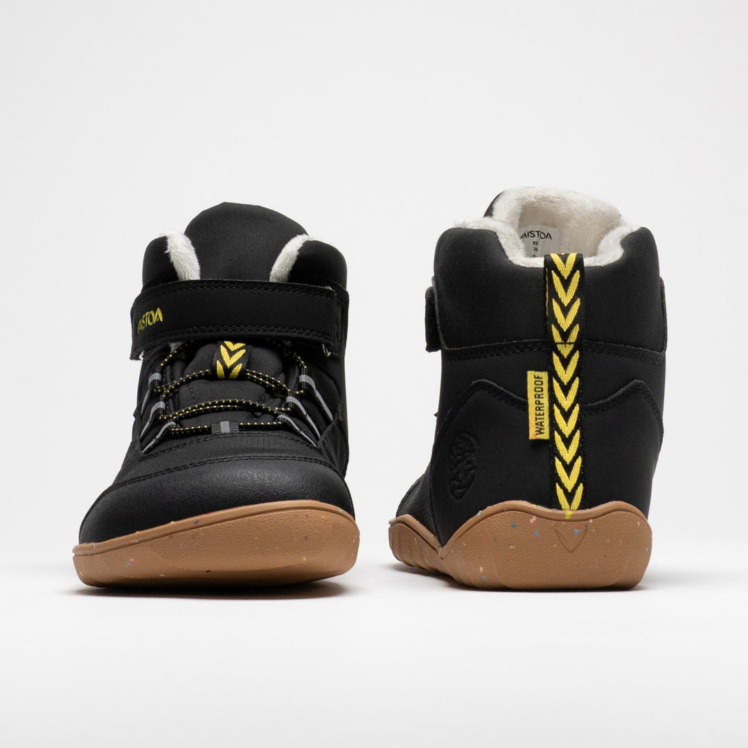 Vaistoa Ulappa 2 kids waterproof barefoot sneakers – pair shown from the front and back, the left shoe showing the hook-and-loop strap and quick lacing and the right shoe the heel pull tab and faux fur lining
